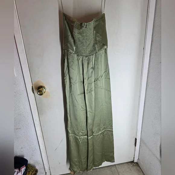 NWT Reformation Barrow Silk Dress in Artichoke Green Maxi Strapless - Picture 6 of 11